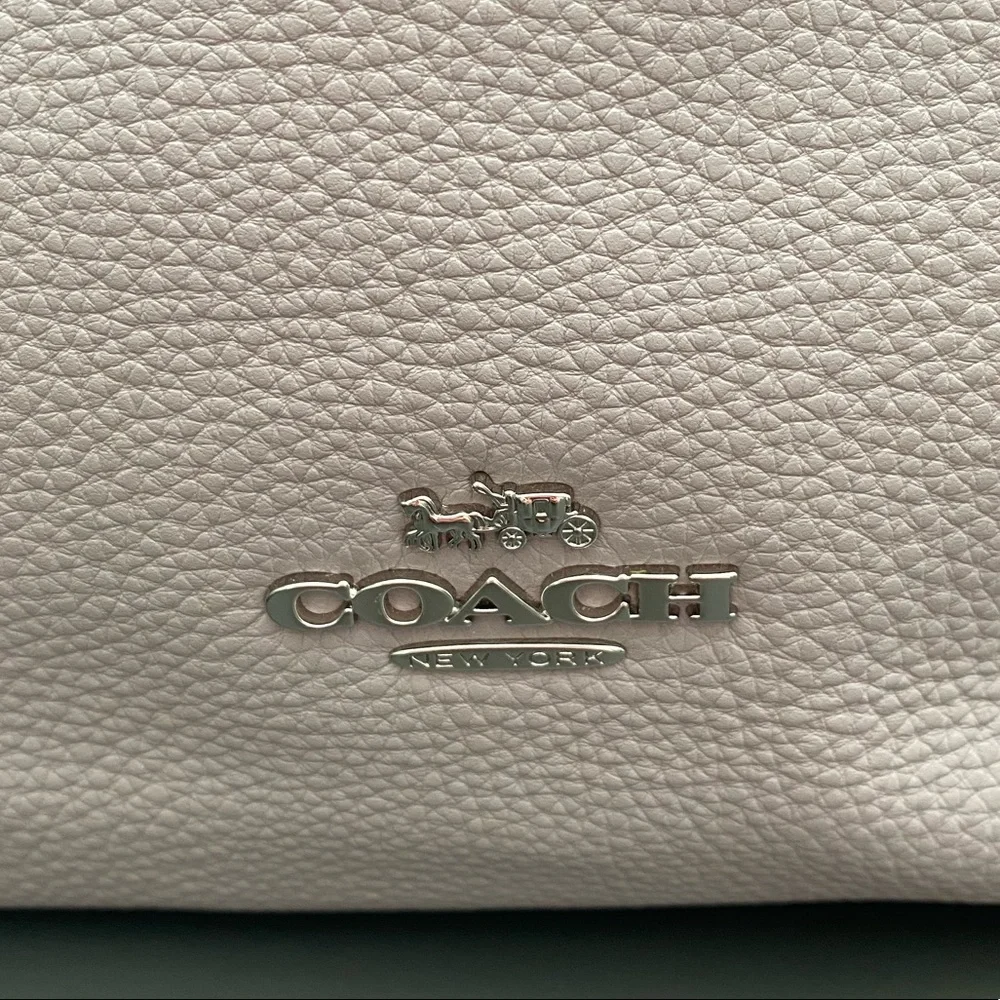 NWOT Coach Pebbled Leather Abby Duffle Grey Birch - Picture 8 of 16